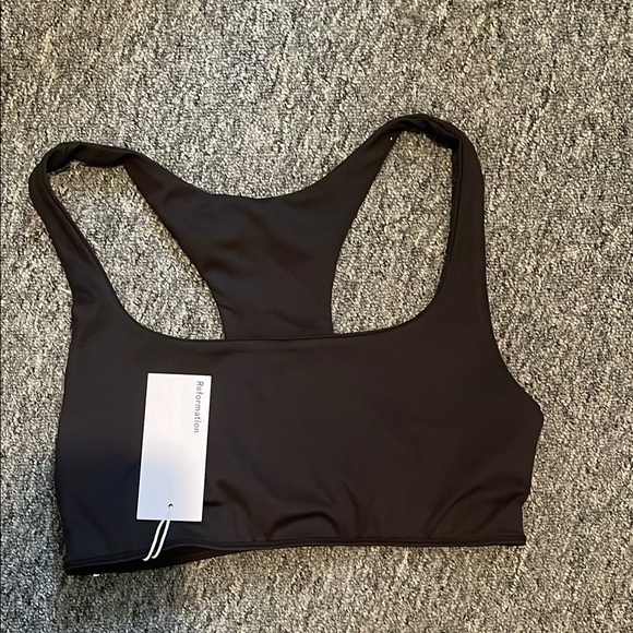 Brand New With Tag Reformation Gwen Ecomove Racerback Sports Bra - Picture 1 of 3